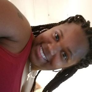 Meet your Posher, Latoya